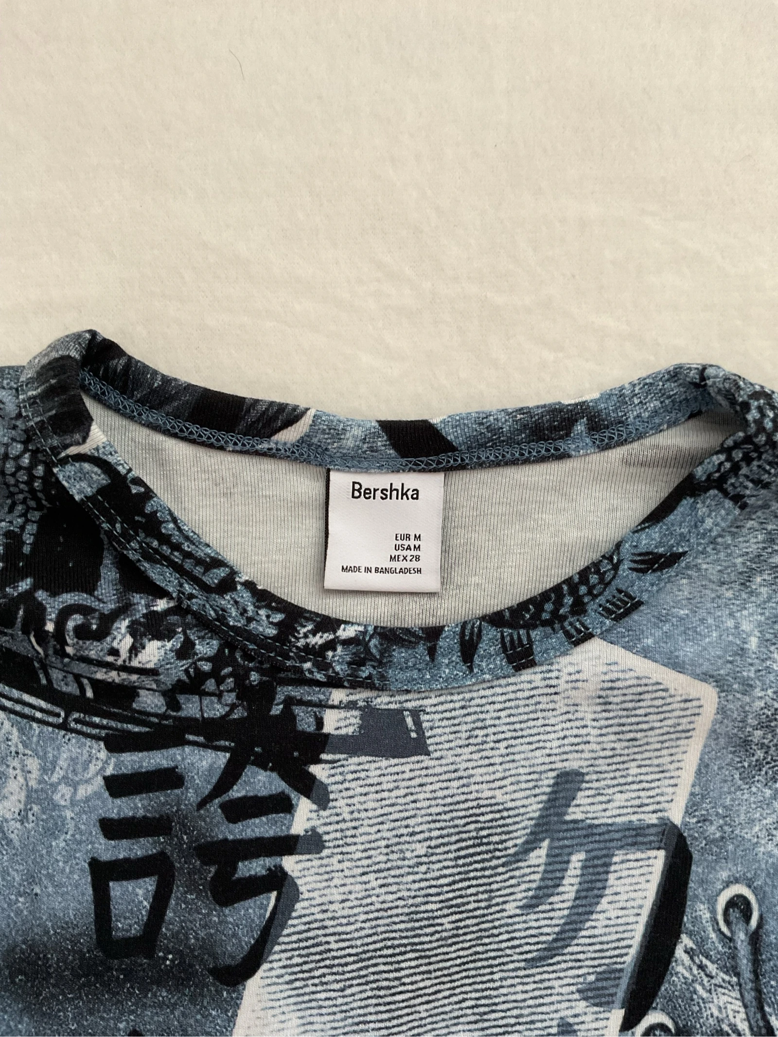 Top Cropped Bershka Azul Estampado Y2K | Tamanho M – photo 6